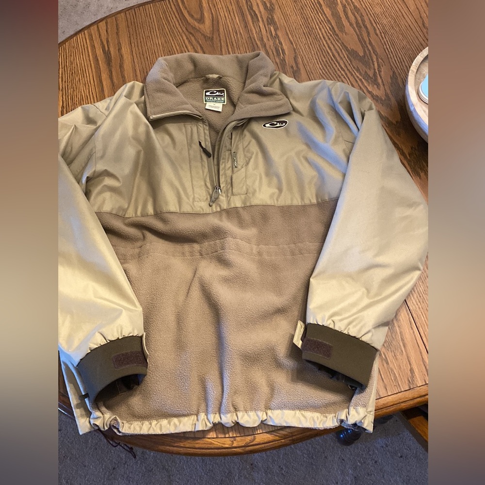 Drake Waterfowl Medium 1/4 zip Jacket.